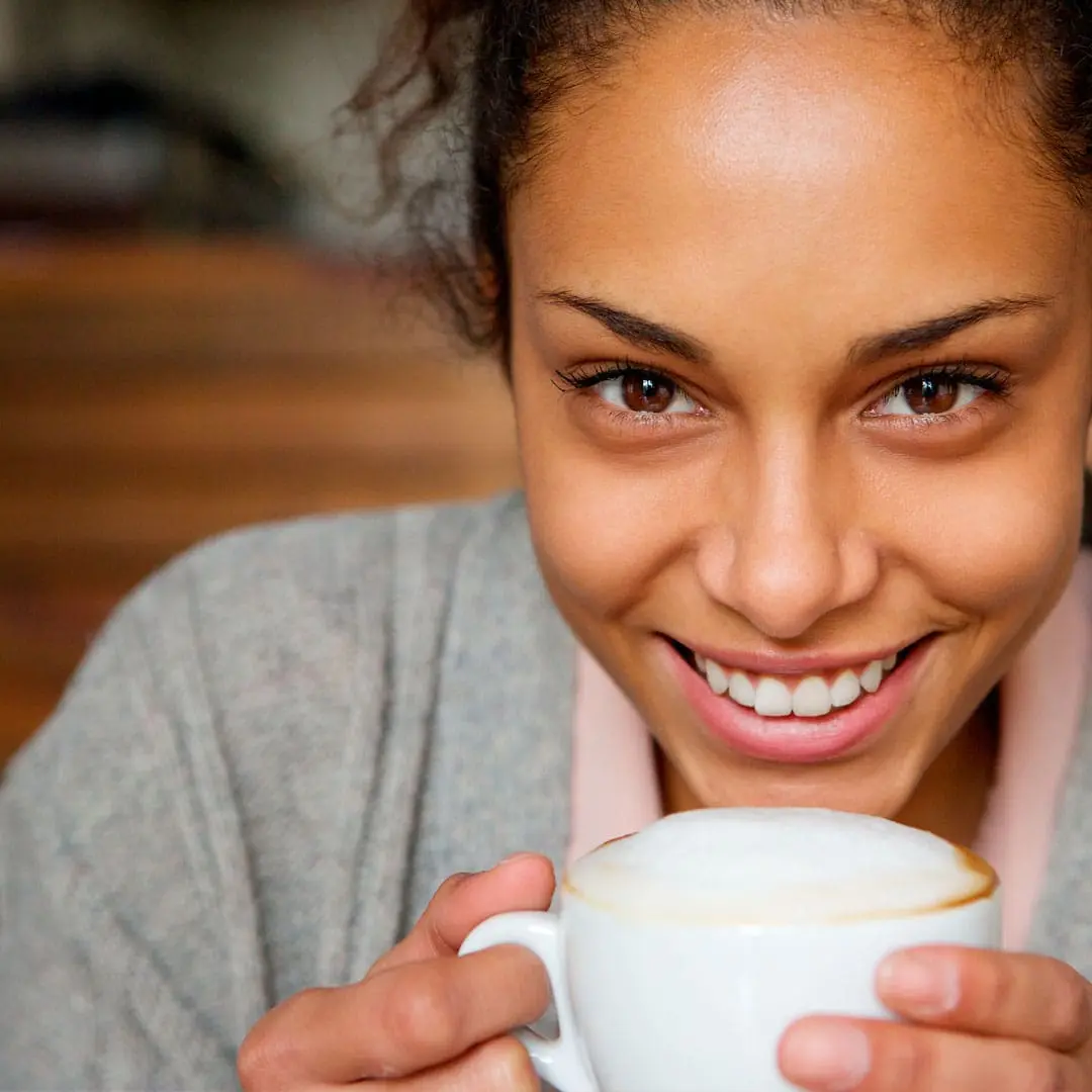 el cafe con leche mancha los dientes - Qué es lo que más mancha los dientes